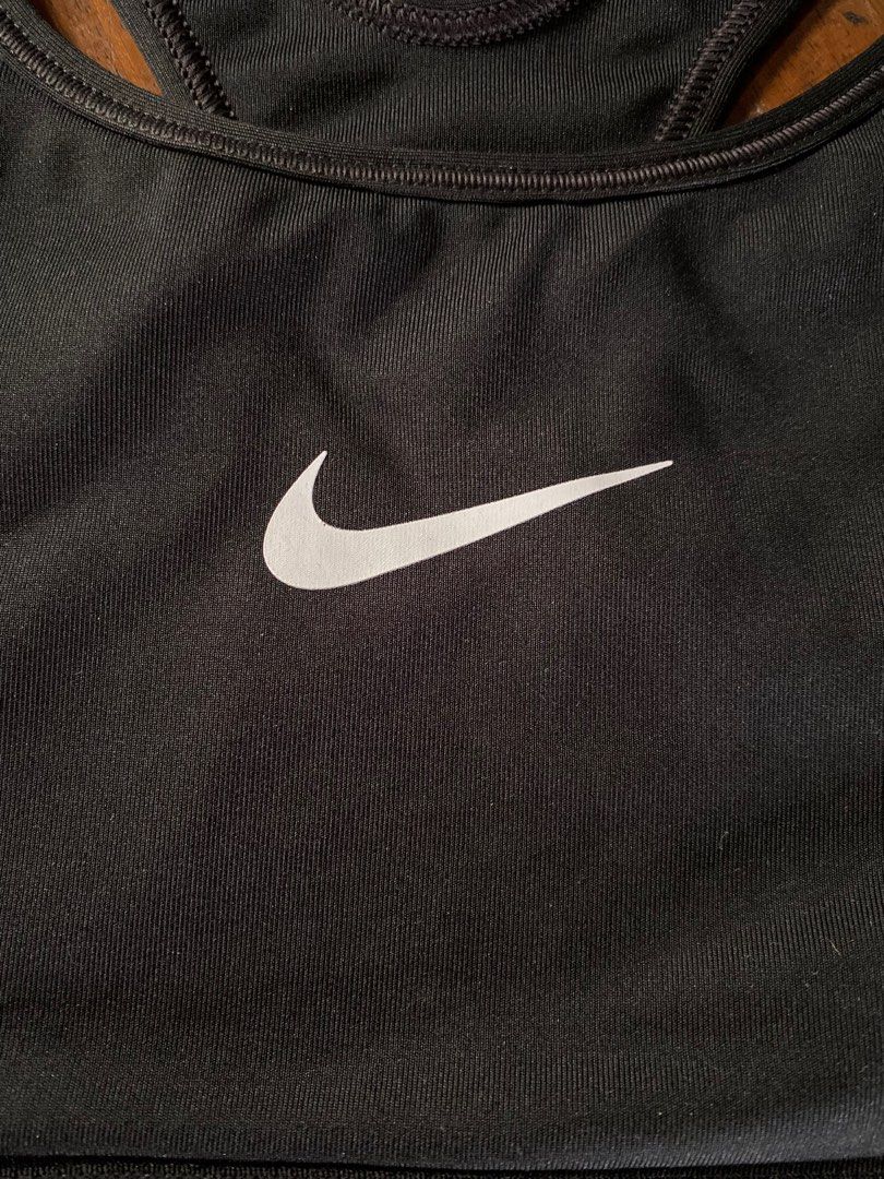 Nike Black Sportsbra (Category: Activewear) located in San Pedro. Submitted by everything-vintage (Listing ID 1347097668, Image 3). Description: Used once or twice! Authentic, no flaws Retails 2k in malls.