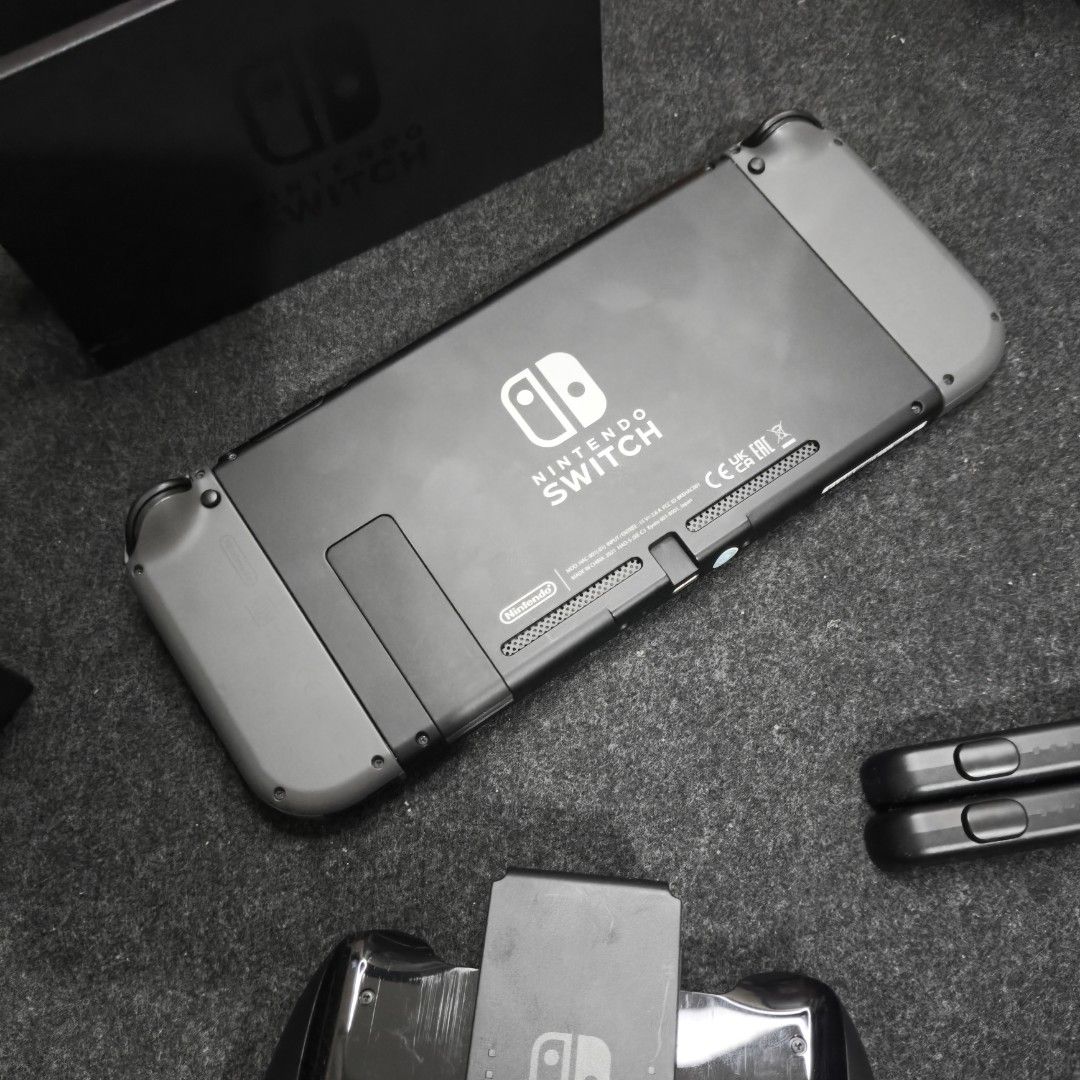 nintendo switch v2 with 12 games complete like nee (Category: Nintendo) located in Valenzuela. Submitted by gearpandaph (Listing ID 1347183340, Image 1). Description: Nintendo Switch v2 Complete With 12 games Complete with box Unit joycons Straps grip charger hdmi Dock Box Games pokemon arceus Stardew Valley Naruto Ninja storm 4 Naruto Trilogy Bit Orchard Monster Hunter Rise Bioshock remastered Bioshock remastered 2 Bioshock infinite Cooking Simu