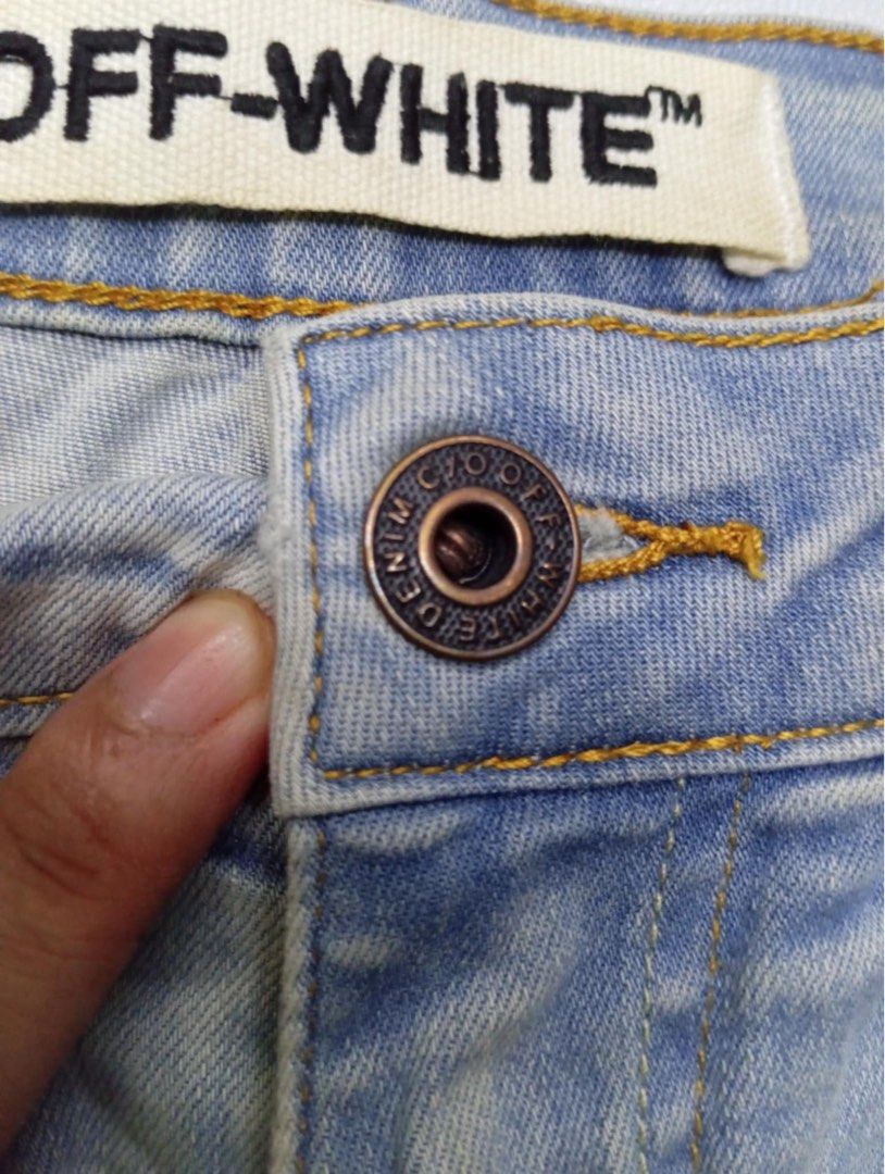 Off white (Category: Jeans) located in Manila. Submitted by paulbrayan37775 (Listing ID 1347209432, Image 2). Description: Offwhite Excellent to as new condition 10/10 color rate Pwede sa maselan No issue ❌❌ Width 29 Length: 39 Price: 1199.