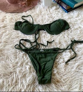 (Category: ) located in . Submitted by declutterhour (Listing ID 1347277891, Image 1). Description: .