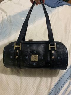 (Category: ) located in . Submitted by kibscollection03 (Listing ID 1347182120, Image 1). Description: .