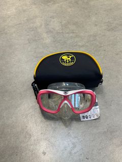 (Category: ) located in . Submitted by gs-diving (Listing ID 1347148221, Image 1). Description: .