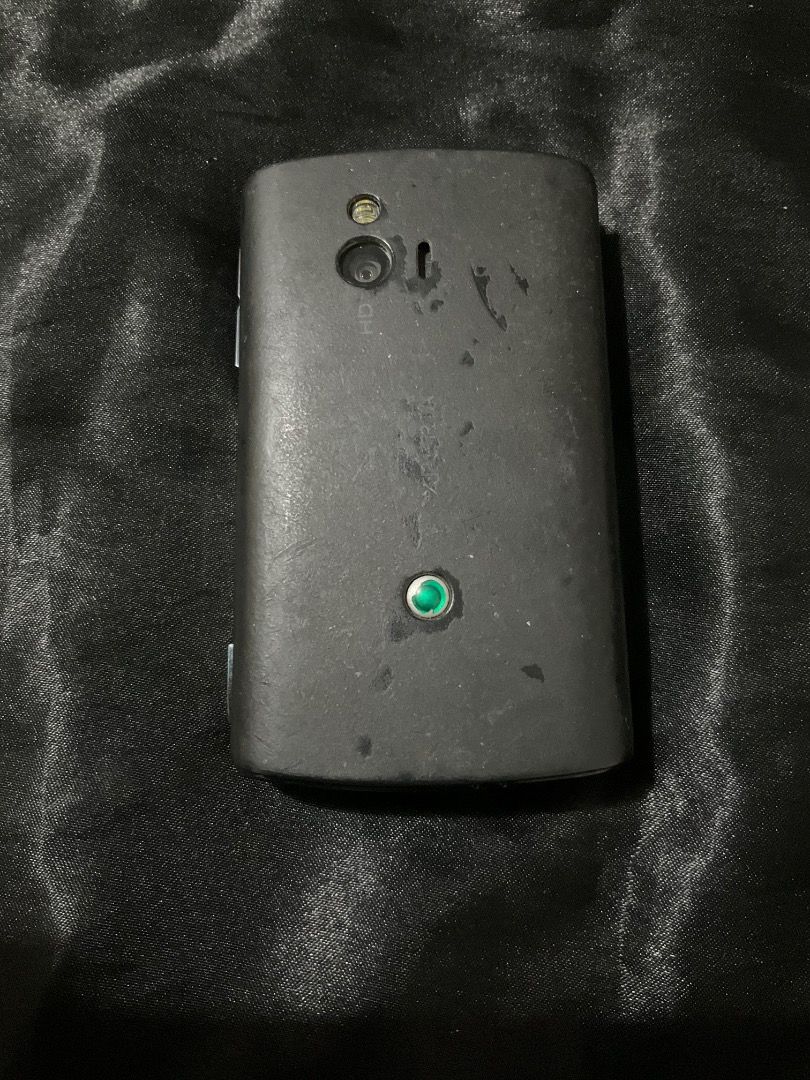 Sony Ericsson Xperia Mini ST15i 2011 (Category: Early Generation Mobile Phones) located in Binan City. Submitted by tring_ (Listing ID 1347103914, Image 3). Description: Sony Ericsson Xperia Mini 2011 Tested and working smoothly. Videos will be sent upon request Multiple scratches on screen protector Heavily scratched back cover Charging port has no cover Includes Box Unit 1 x Battery 1 x Manual 1 x Charger Dimensions: 88 x 52 x 16 mm (3.46 x 2.0