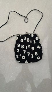 （分類：）位於 。 由 d._.eath 提交（商品編號 1347252102，圖片 1）。簡介： 。