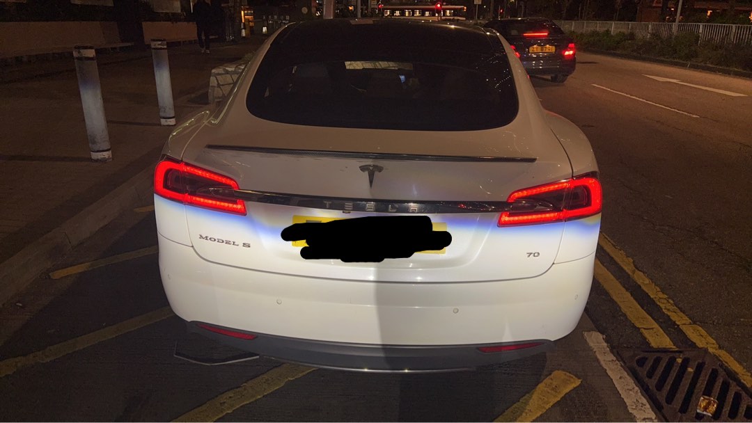 Tesla Model S 70 Auto62863127802114112