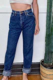 (Category: ) located in . Submitted by shopflorence (Listing ID 1347215935, Image 1). Description: .