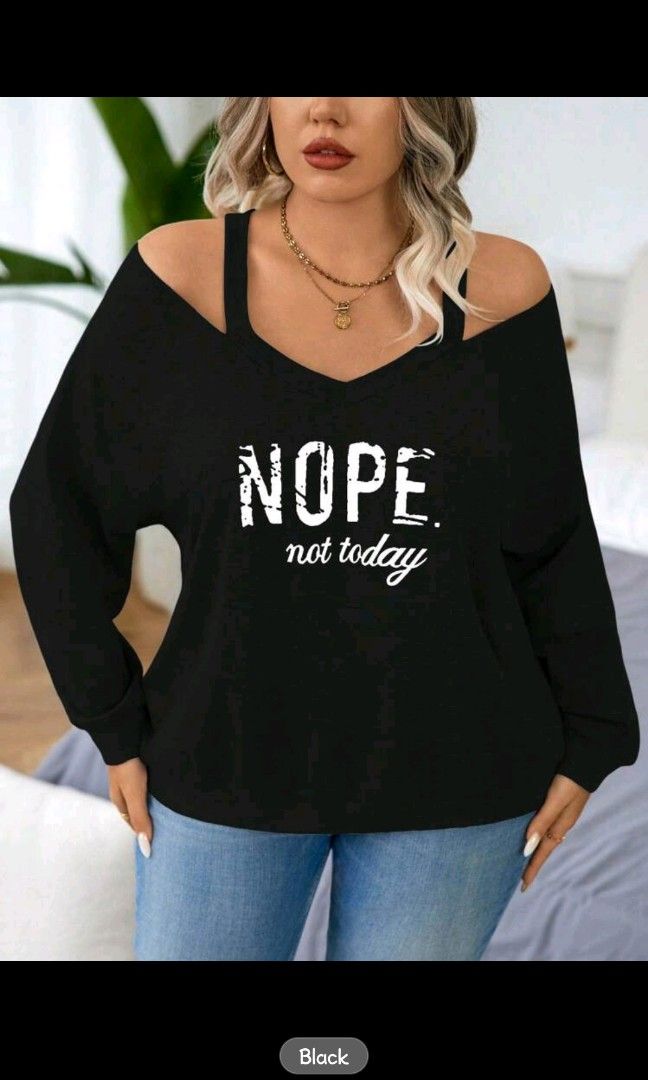 Shein Vneck design off shoulder sweatshirt (Category: Longsleeves) located in Marikina City. Submitted by alphanavy (Listing ID 1347160727, Image 1). Description: brandnew shein 2xL rfs. wrong size.😓.