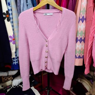 (Kategori: ) berada di . Dikirim oleh by.kalisa (ID iklan 1347118521, Gambar 1). Deskripsi: .