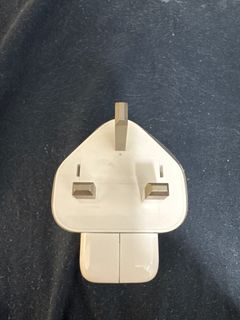 Apple 10w USB POWER ADAPTER63002291624193118