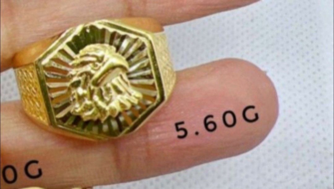 18K Saudi Gold Mens Ring size 8 (Category: Rings) located in Manila. Submitted by RealGoldPawnable18K21K24K (Listing ID 1347327734, Image 2). Description: For those interested Buyer's, Please Read‼️ 🔵 Sa mga nag dududa po, please paki-check po muna reviews ko dito sa carousell bago po kayo makipagtransact sakin para sa ikakapanatag nyo po. Dahil Payment First policy po ako. NO MEET UP / NO COD‼️ 💯 LEGIT GOLD SELLER ⚫ FYI, All items is based on 
