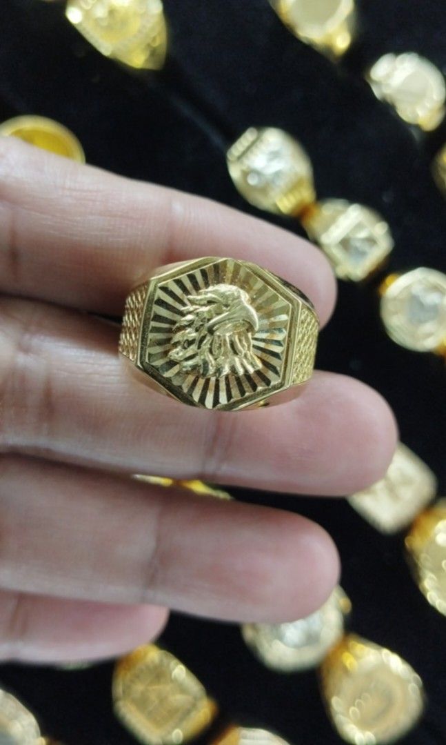 18K Saudi Gold Mens Ring size 8 (Category: Rings) located in Manila. Submitted by RealGoldPawnable18K21K24K (Listing ID 1347327734, Image 1). Description: For those interested Buyer's, Please Read‼️ 🔵 Sa mga nag dududa po, please paki-check po muna reviews ko dito sa carousell bago po kayo makipagtransact sakin para sa ikakapanatag nyo po. Dahil Payment First policy po ako. NO MEET UP / NO COD‼️ 💯 LEGIT GOLD SELLER ⚫ FYI, All items is based on 