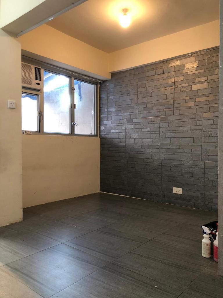 Yau Ma Tei, Grand Platform, single-block residential building63438844864131111