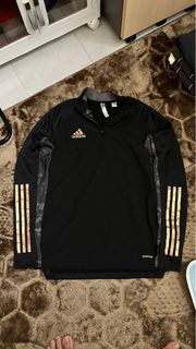 (Category: ) located in . Submitted by newbiestore___ (Listing ID 1347347776, Image 1). Description: .