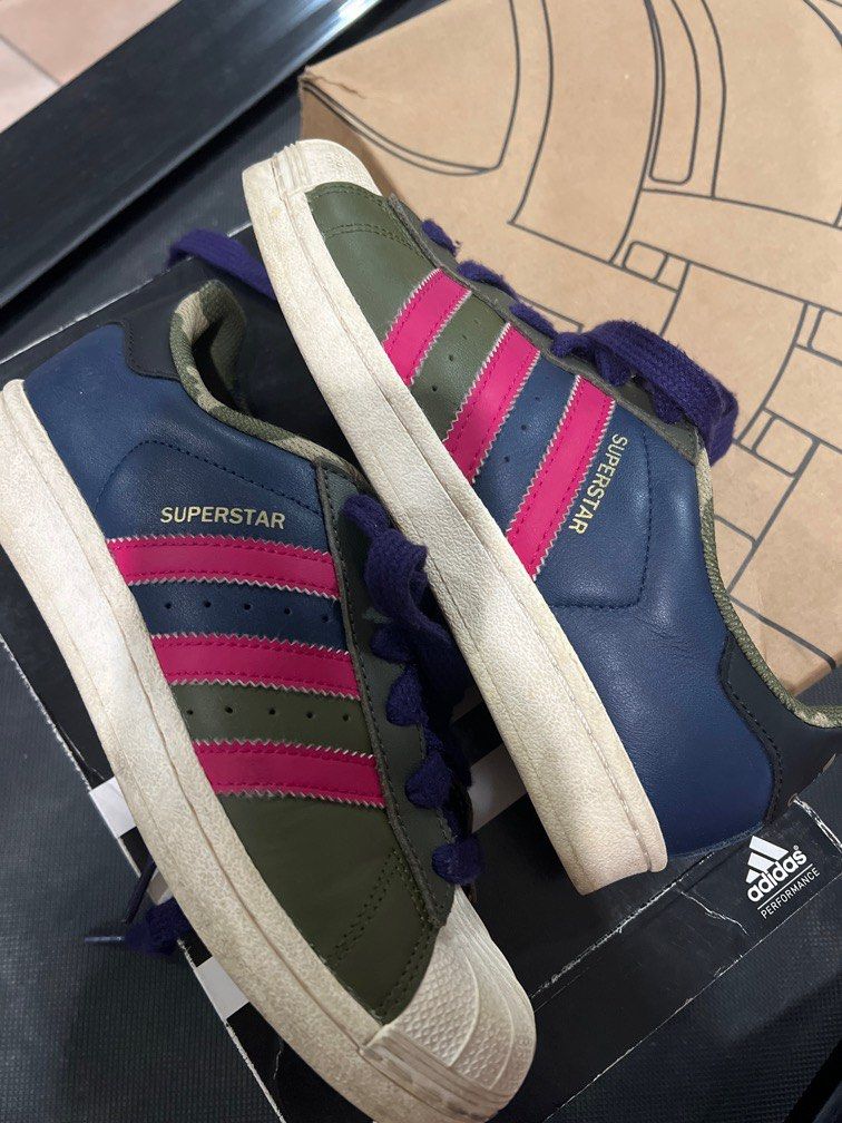 Adidas Superstar shoes (Category: Sneakers) located in Quezon City. Submitted by whatever_88 (Listing ID 1347408986, Image 3). Description: Authentic Superstar Adidas US 4 1/2 UK 4 FR 36 1/2.