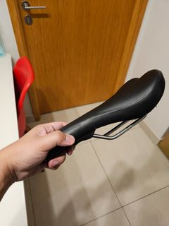 (Category: ) located in . Submitted by lecorbusier0914 (Listing ID 1347407676, Image 1). Description: .