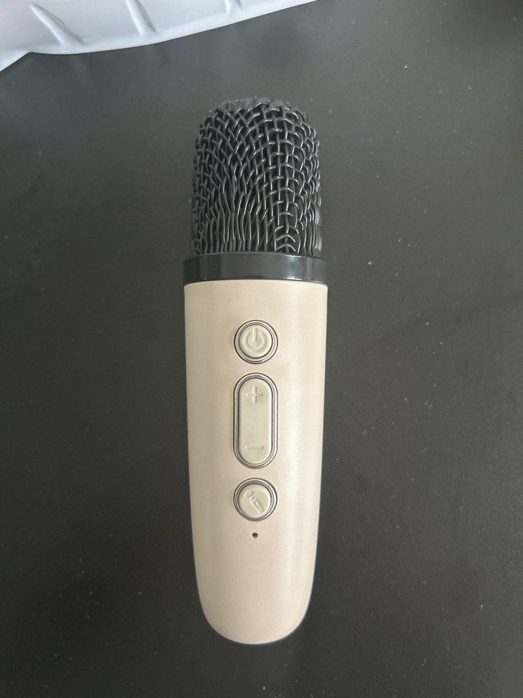Bluetooth Speaker with Microphone63612119467777113