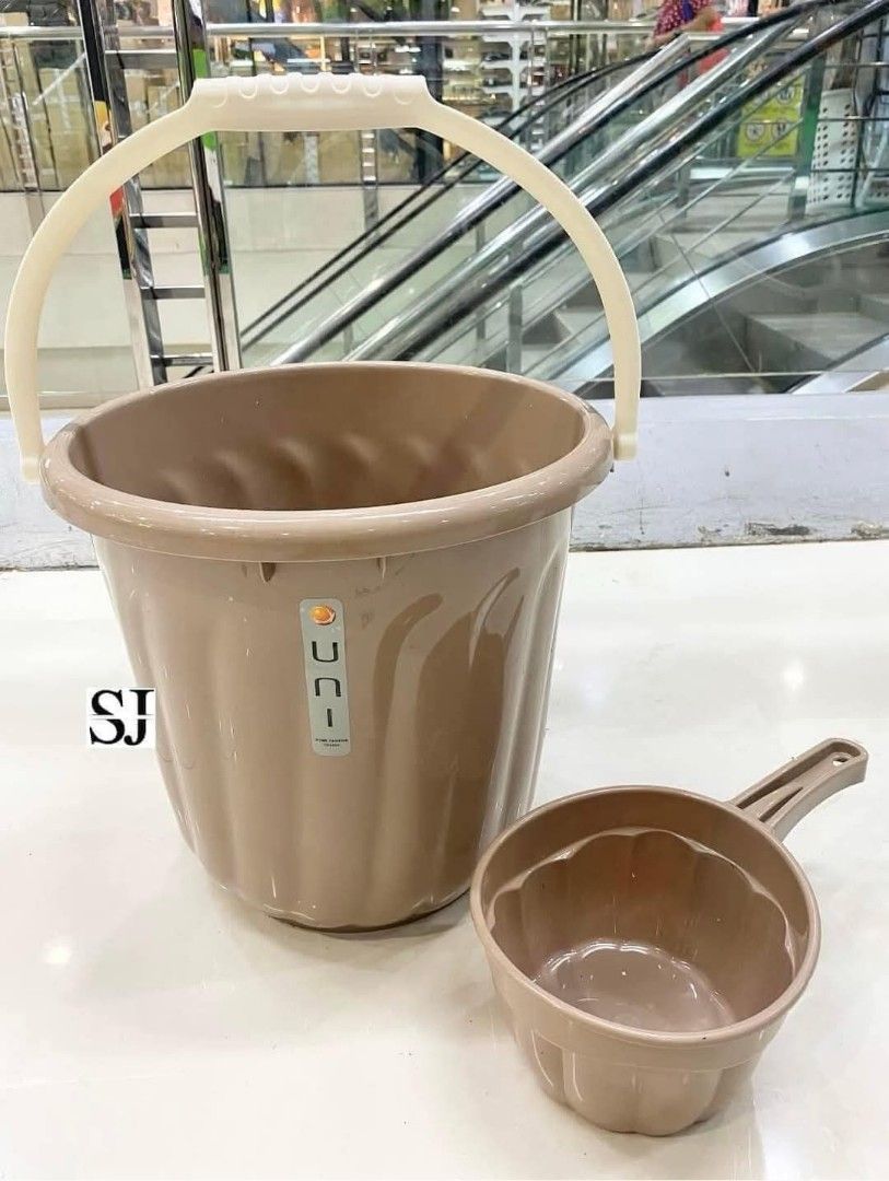 Choco Brown Timba Tabo (Category: Cleaning Tools & Supplies) located in Caloocan City. Submitted by onlineshoppersph (Listing ID 1347306094, Image 2). Description: DISCOUNT FOR BULK ORDERS‼️ ✅100% Brand New ✅Good Quality Cash On Deliver - Metro Manila - Delivery Fee/Handling Fee shouldered by BUYERS - DF/HF depends on BUYERS Location Thank You.
