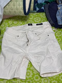 （分類：）位於 。 由 teatea0209 提交（商品編號 1347304254，圖片 1）。簡介： 。