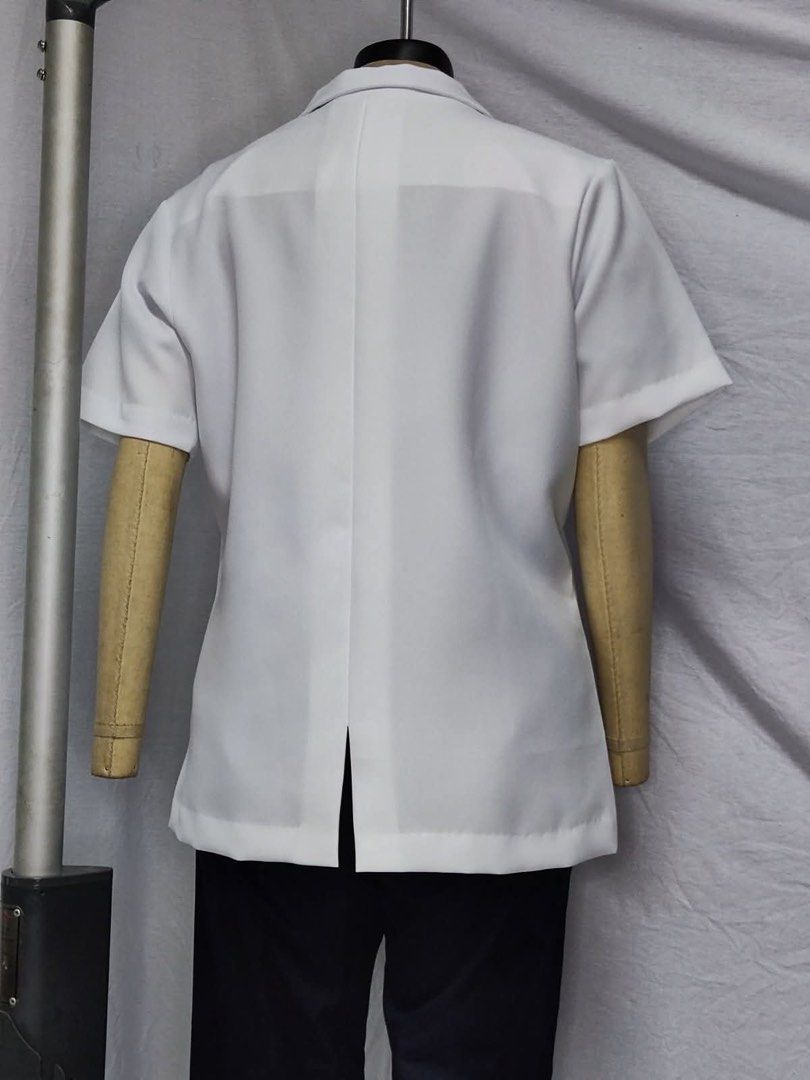 Doctor’s White Coat (Short Sleeves) (Category: Coats, Jackets and Outerwear) located in Manila. Submitted by beeeee. (Listing ID 1347332376, Image 2). Description: Doctor’s White Coat for sale SHORT SLEEVES No embroidery Never used Reason for selling: I bought it because it as an extra, but never used it DIMENSIONS (INCHES) Chest 34 in Waist 32 in length 24 in Sleeves 7 in Shoulder to shoulder 14.75 in Armhole 18.5 inches circumference Purchased 