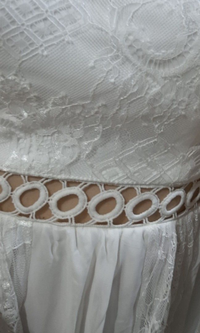 Ever Pretty Fab Long Gown/Dress (Category: Evening dresses & gowns) located in Paranaque City. Submitted by Mayelc (Listing ID 1347414512, Image 2). Description: ALL MUST GO SALE!!!! Brand new supposedly wear in an event size medium very classy when worn.