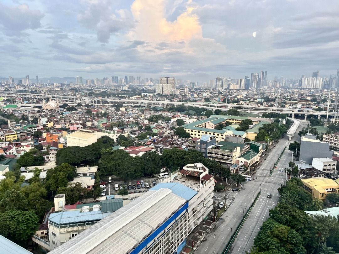 Furnished Avida Tower Intima 1Br For Sale (With Parking) (Category: Apartments & Condos) located in Mandaluyong City. Submitted by brokerle (Listing ID 1347402578, Image 3). Description: Fully Furnished Avida Tower Intima 1Br For Sale Currently with tenants paying 29.5K per month. Rental income will be turned over to buyer. Rental contract is till May 2025. Inclusions: - Two (2) Inverter Aircon - L-Type Sofa - Fridge - Heater - Dining Table and C