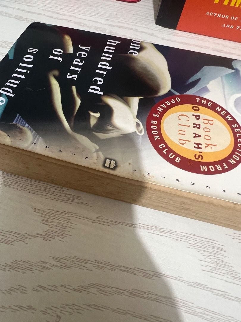 GABRIEL GARCIA MARQUEZ Bundle (3 Books) (Category: Storybooks) located in Dasmarinas. Submitted by ndperalta (Listing ID 1347318858, Image 2). Description: • One Hundred Years of Solitude • Memories of Melancholy Whores • Chronicle of a Death Foretold.