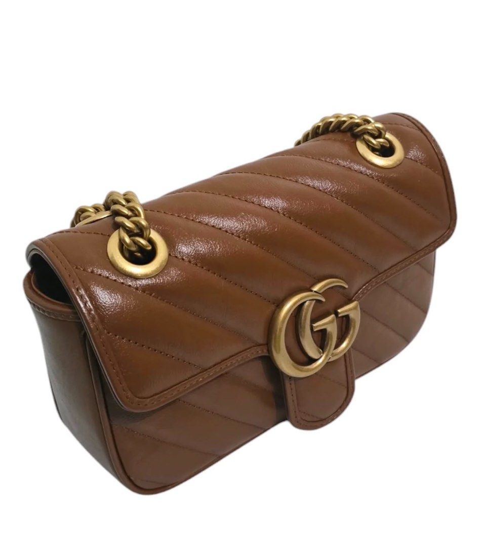 Gucci Shoulder Bag (Chain) (Category: Shoulder Bags) located in Binan City. Submitted by mcsolis (Listing ID 1347396703, Image 3). Description: Mini/small size Can fit phones and wallets In good condition With dust bag, box, paper bag, and care card From Japan 🇯🇵 ukay/surplus Not guaranteed auth What you see it what you get.