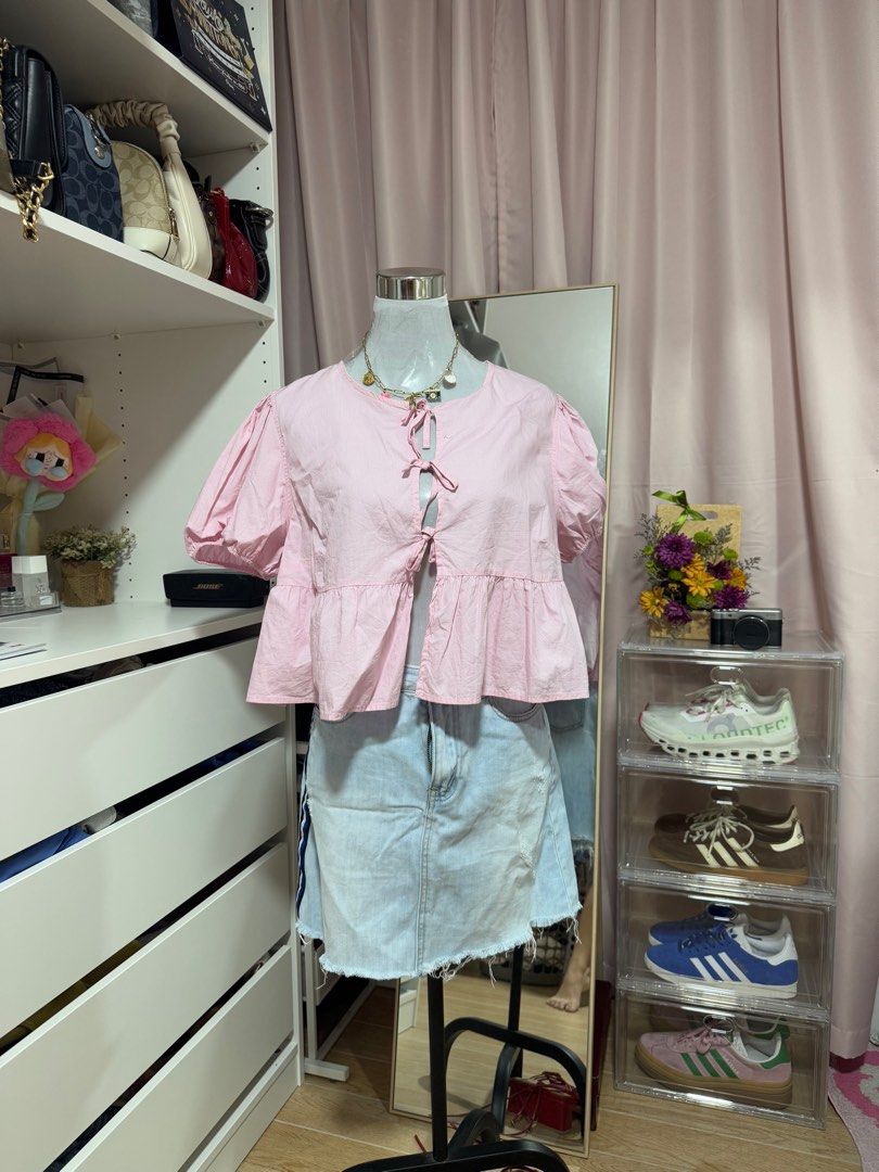 H&M Coquette Pink top (Category: Blouses) located in Balanga. Submitted by samcey (Listing ID 1347420541, Image 1). Description: Used once only can fit up to XL.