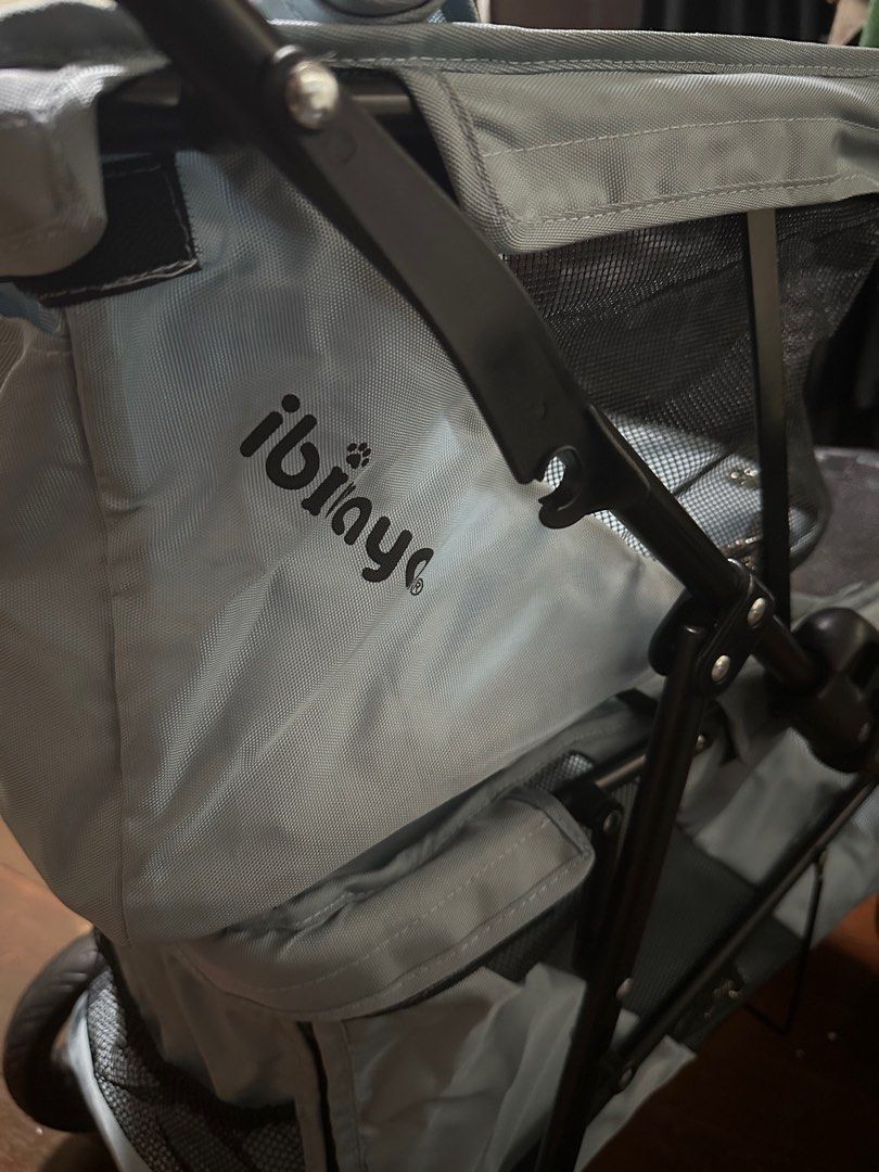 Ibiyaya Pet Stroller (Category: Strollers) located in Manila. Submitted by twisshh (Listing ID 1347228031, Image 3). Description: Bought in Pet Express Very Good Condition Used 5x only Original Price is 11kphp Selling for 8k+ php only. Slightly negotiable.