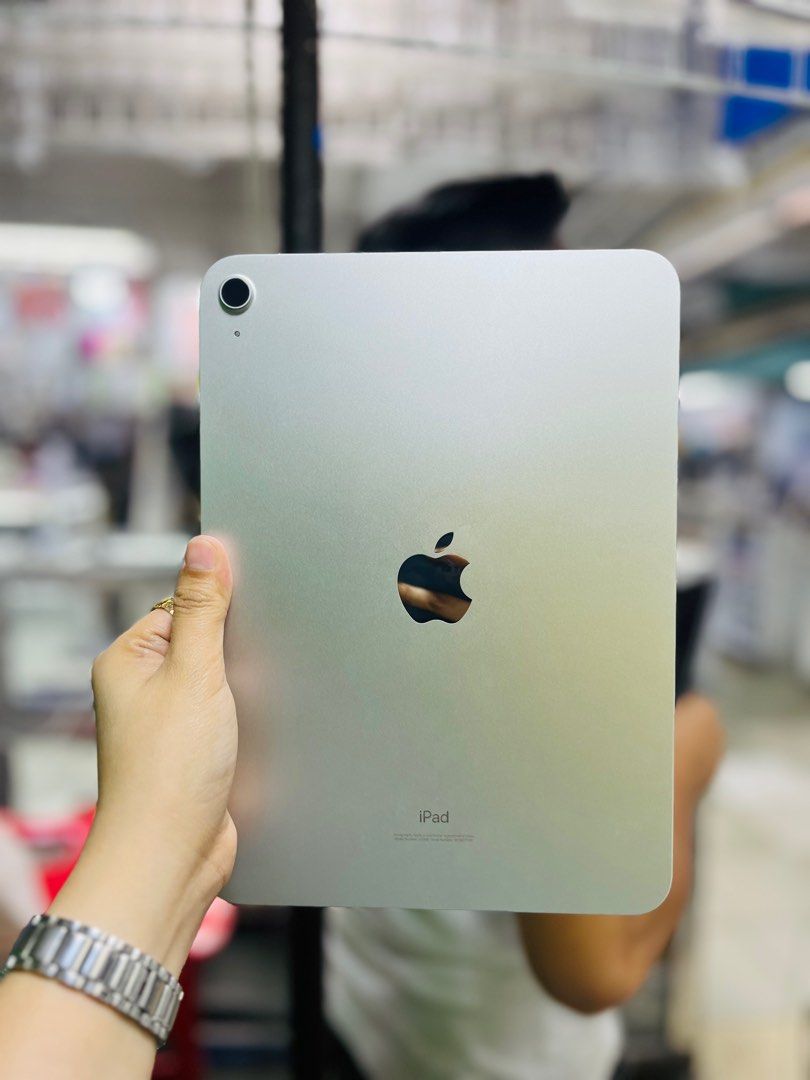 Ipad 10th gen 64gb wifi only slightly used no issues (Category: iPad) located in San Juan City. Submitted by najihahtelecomshop2018 (Listing ID 1347456887, Image 2). Description: FOR SALE | TRADE / SWAP (RFS: Buy and Sell) QUICK SPECS Ipad 10th gen 64gb Wifi only No hidden Issues No history of Repair No icloud Issues Reset Anytime | Unli Reset Test to sawa 101% Smooth 100% Original/Authentic Legit Not refurbished/Recon 💰Mode of Payment:💰 📍Cash