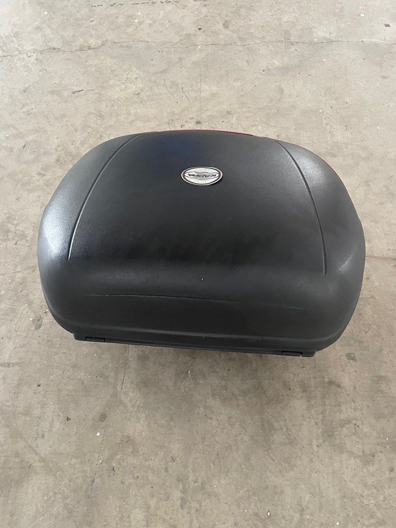 Kappa E46 (Category: Motorcycle Accessories) located in Singapore. Submitted by griso (Listing ID 1347469308, Image 3). Description: Good and original condition with baseplate . Interested please call 97713161 . Thanks .