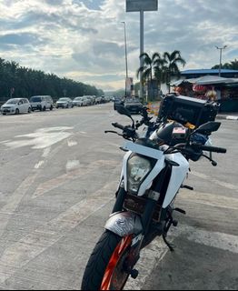 (Category: ) located in . Submitted by hypeoriginssg (Listing ID 1347461415, Image 1). Description: .