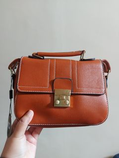 (Kategori: ) berada di . Dikirim oleh amysdeclutteringproject (ID iklan 1347295357, Gambar 1). Deskripsi: .