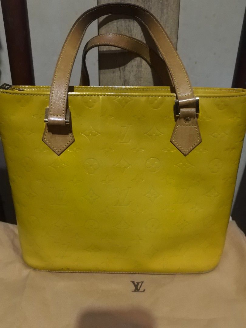 LV Vernis Tote bag with dustbag (Category: Luxury Bags & Wallets) located in Quezon City. Submitted by uptrendglam (Listing ID 1347362951, Image 1). Description: LV Vernis Tote bag with dustbag. Zipper closure. Clean Interior with discoloration on the patent leather(see photos for ready reference). Will be providing you with the picture of the bag's serial no if interested. Guaranteed authentic both bag and dustbag..