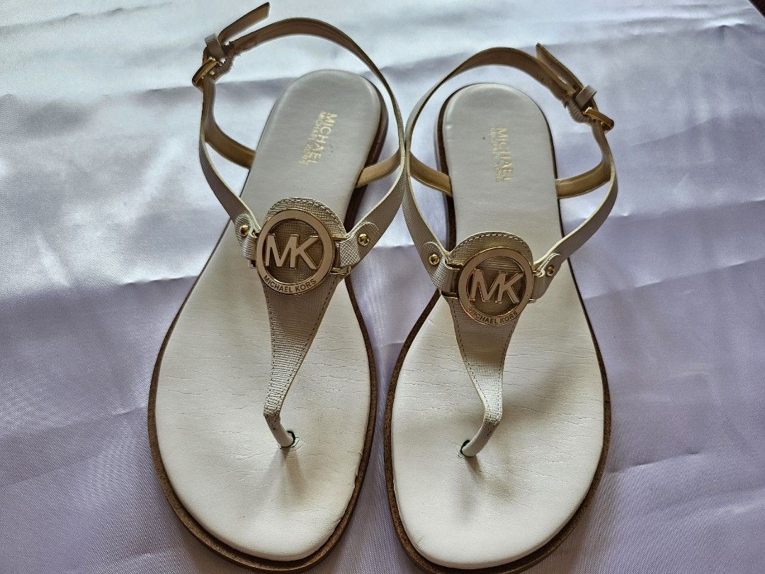 Michael Kors sandals (Category: Flats & Sandals) located in Manila. Submitted by laineeo (Listing ID 1347408005, Image 1). Description: size 36.5.