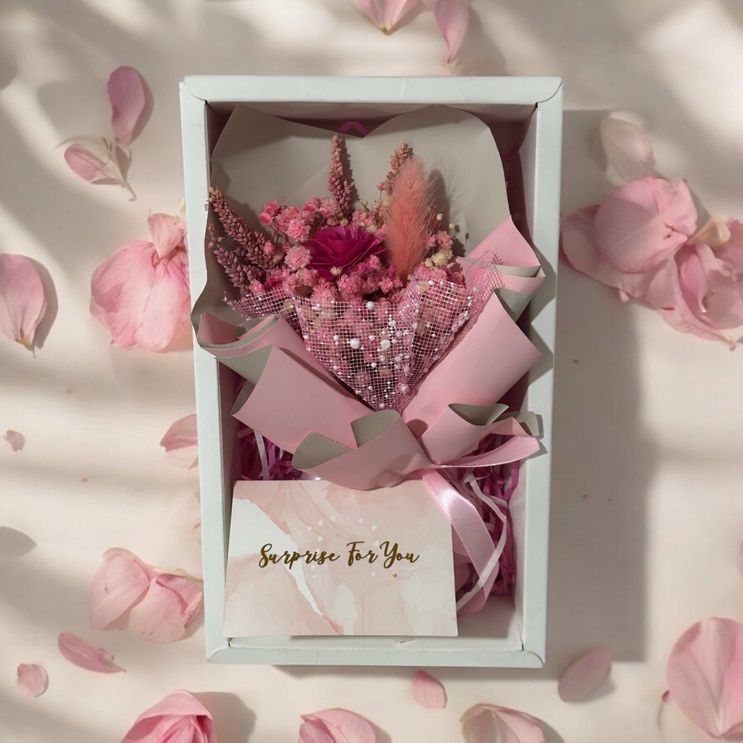 Mini Dried Flower Bouquet in a Box (Category: Flowers & Bouquets) located in Quezon City. Submitted by sweetmissfragranceshop (Listing ID 1347450034, Image 2). Description: Perfect gift for your loved ones especially this coming Valentines Day ❤️ Inclusion: Mini Flower Bouquet (approx 10in) Box Gift Card Fillers Fairylight Last price posted .