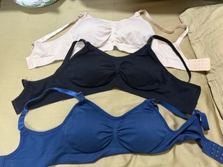 (Category: ) located in . Submitted by everythingmustgo.cams (Listing ID 1347308364, Image 1). Description: .