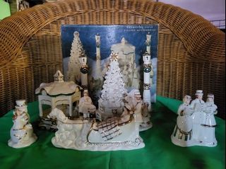 SNOWFLAKE FALLS Village Accessories (Christmas Village)