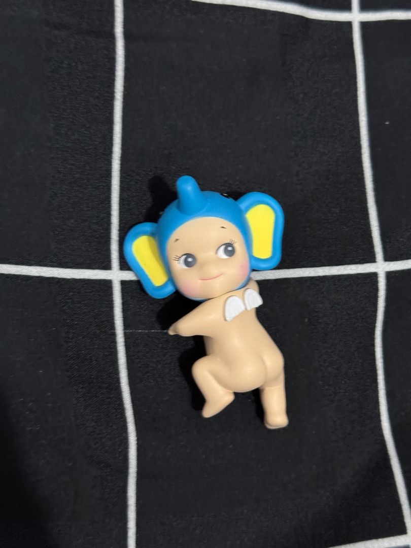 Sonny Angel Hipper Looking Back - Elephant (Category: Designer & Blind Box Toys) located in Quezon City. Submitted by afpar (Listing ID 1347447268, Image 1). Description: Brand new Adhesive never used No more box.