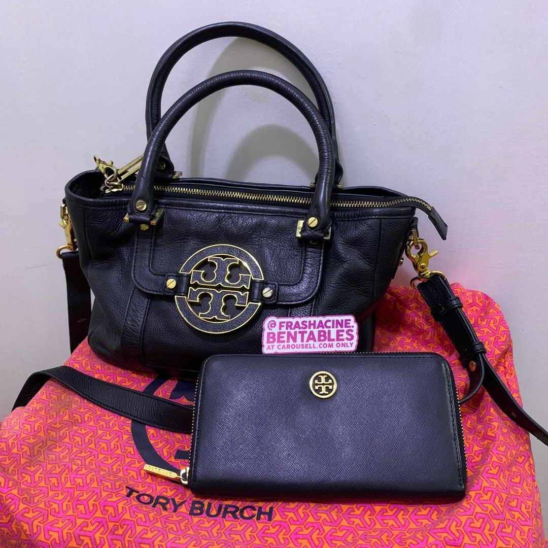 Tory Burch Black Leather Mini Amanda Tote (Category: Luxury Bags & Wallets) located in Paranaque City. Submitted by frashacinedeclutters (Listing ID 1347392589, Image 1). Description: Authentic! Comes with original dust bag. Wallet has no box. Well used but still in really good condition. RFS: Lola’s moving abroad, she can’t take this with her *Always negotiable, send me a dm :-).