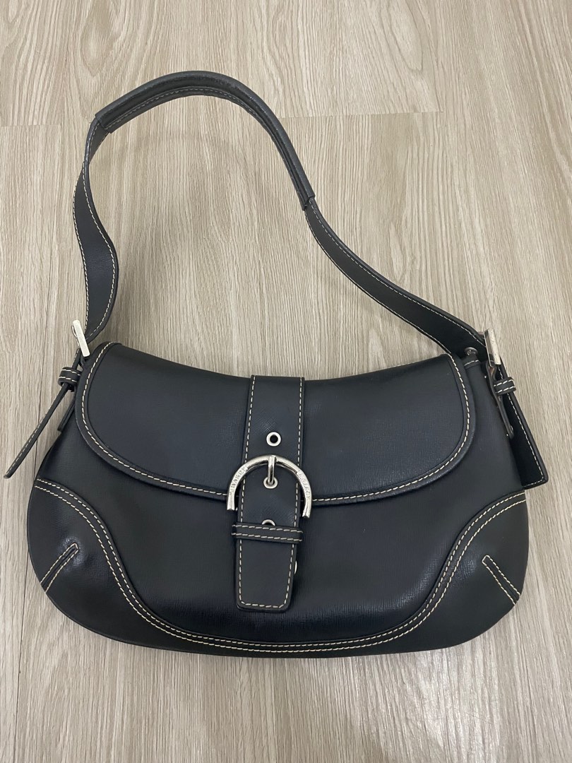 Vintage-style baguette bag main image 1