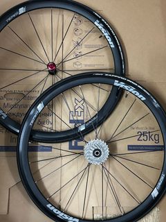 （分類：）位於 。 由 edmondkksoo 提交（商品編號 1347289233，圖片 1）。簡介： 。