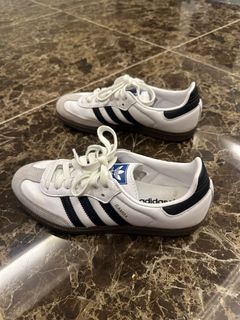 adidas samba, Women's Fashion, Footwear, Sneakers on Carousell