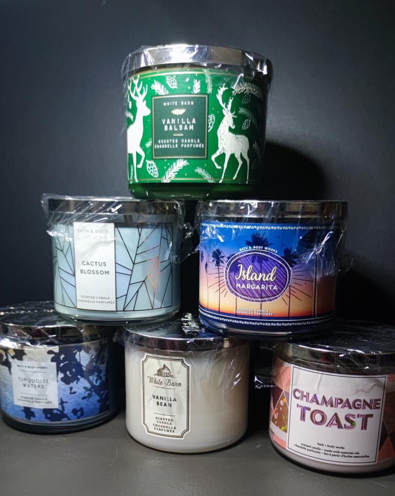 Bath and Body Works Scented Candles (Category: Home Fragrance) located in Taguig. Submitted by declutteringann (Listing ID 1347578387, Image 2). Description: .