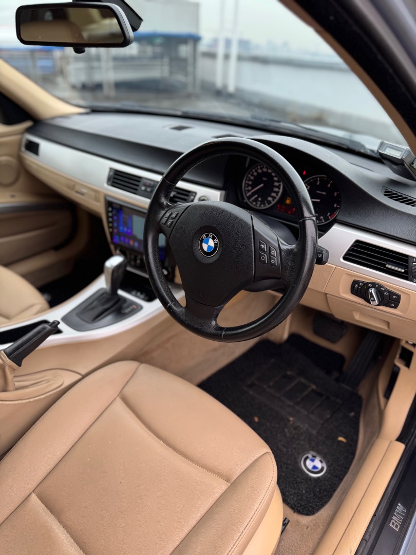 BMW 3 Series Sedan 318i (A)62872505355521112