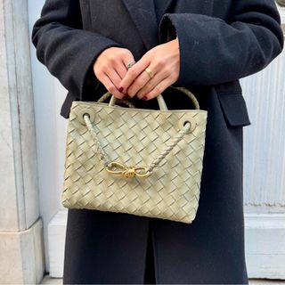 (Category: ) located in . Submitted by singapurabags (Listing ID 1347553745, Image 1). Description: .