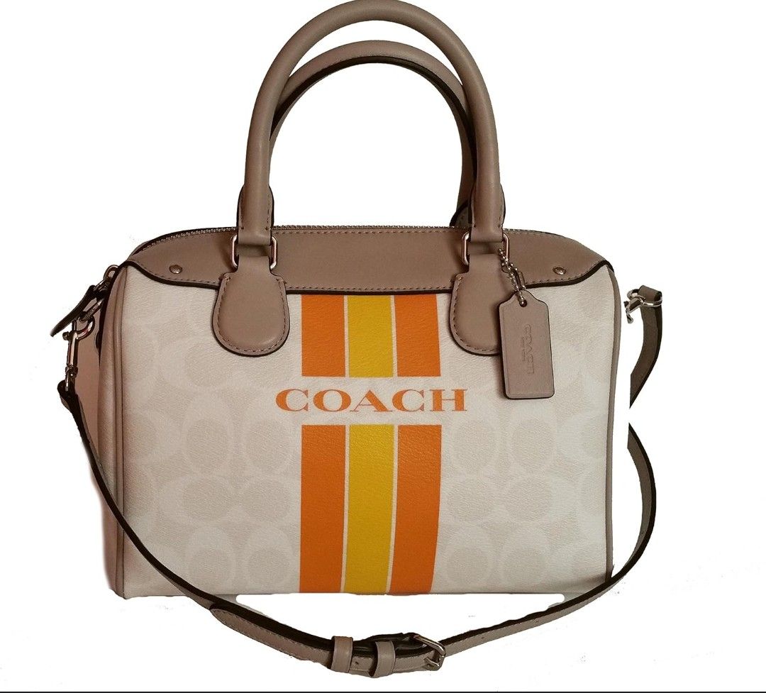 Coach varsity stripe city (Category: Luxury Bags & Wallets) located in Bulacan. Submitted by aichang21 (Listing ID 1347502844, Image 1). Description: .