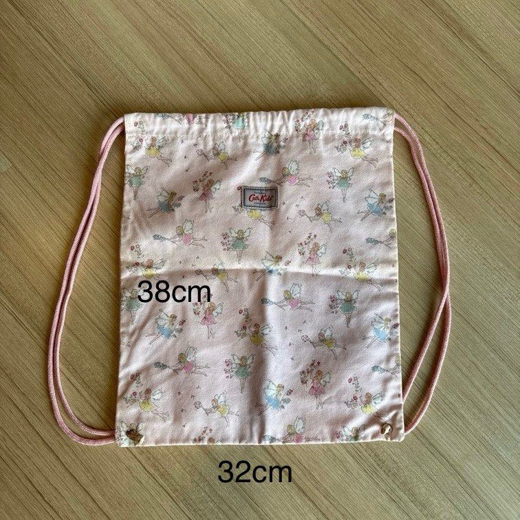 Drawstring Bag (Category: Babies & Kids Fashion) located in Tanjung Bungah. Submitted by wah7278 (Listing ID 1347513199, Image 3). Description: .