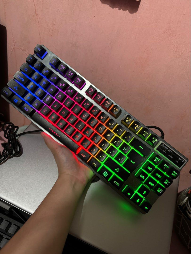 FANTECH K613 Keyboard (Category: Computer Keyboard) located in Quezon City. Submitted by yenruuu (Listing ID 1347504218, Image 2). Description: 📌RGB Keyboard: May three na combination ng colors 📌 Lightly used, but all the keys are perfectly working 📌 Regularly cleaned, well maintained 📌 No box included na, pero kept safely naman 📌Price is negotiable.