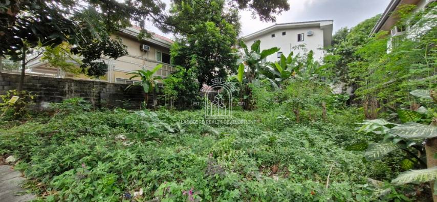 (Category: ) located in . Submitted by james.seva.landlord.realty (Listing ID 1346376374, Image 1). Description: .
